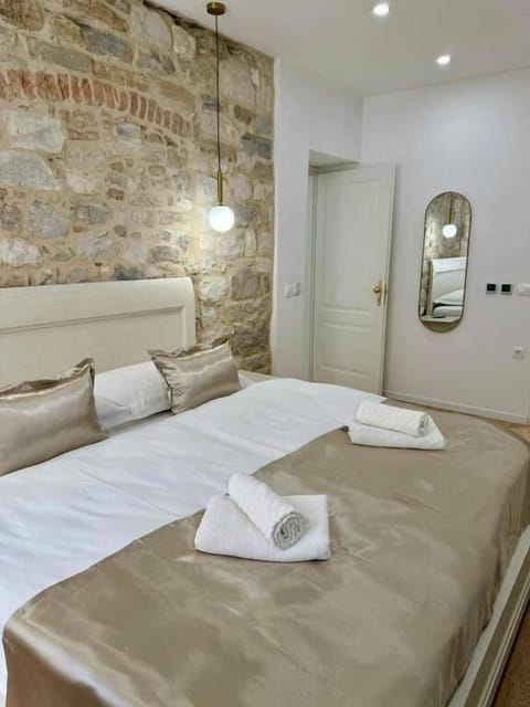 Apartment, Air conditioning, Courtyard View