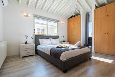 Comfort House, 4 Bedrooms, Private Pool, City View