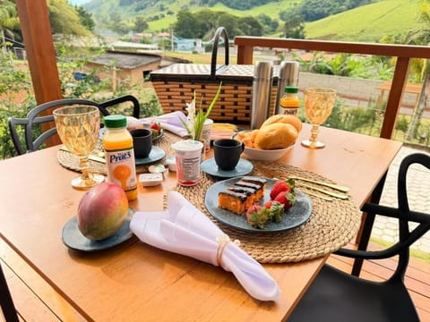 Free daily cooked-to-order breakfast