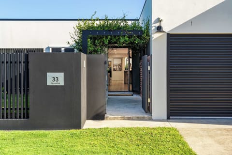 Your perfect Sunshine Coast escape awaits here