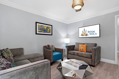 Soft-toned relaxing space for deep rest