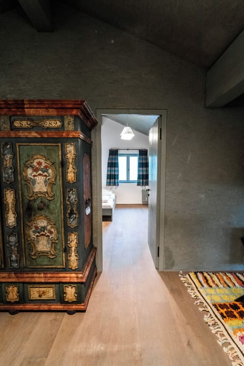 Comfort Double Room, 1 Queen Bed, Mountain View | Interior