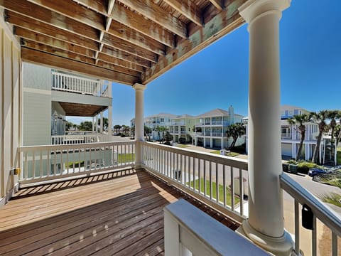 Welcome to Calle Marbella in Pensacola Beach, Florida!