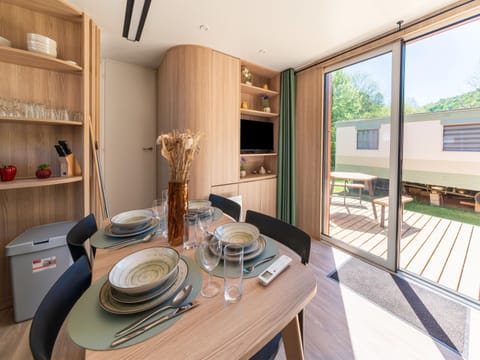 Chalet | Dining