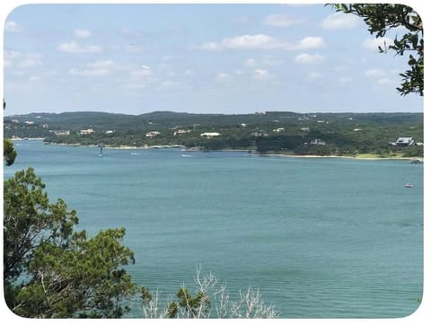 Lake Travis 