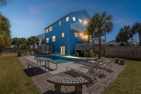 Welcome to OWB Beach House!
