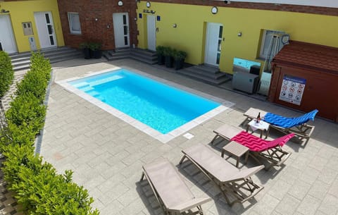 pool