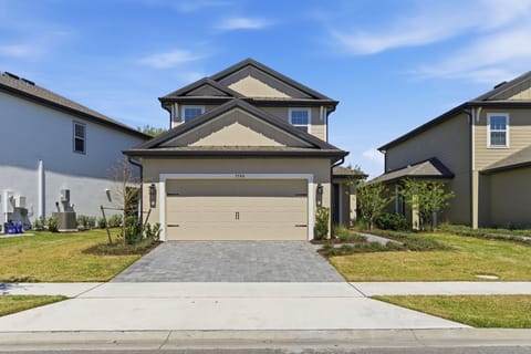 1-web-or-mls-7748Sommersworth-1