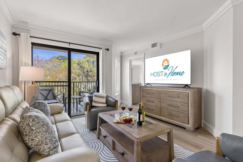The open layout makes it easy to gather, relax, and recharge, whether you're watching a movie or planning your next beach day.