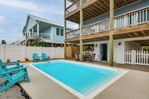 Oak Island Vacation Rental | 5BR | 6BA | 2,600 Sq Ft