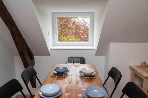 Apartment | 3 bedrooms, Internet