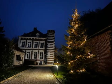 House | 6 bedrooms, Internet