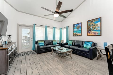 This vibrant, modern vacation home is exactly where you need to be to have the beachcation of your dreams! Book today, and we'll get you on the beach!
