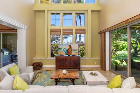 Welcome to Kulalani 2204 at Mauna Lani