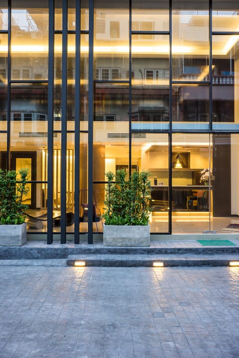 Front of property - evening/night