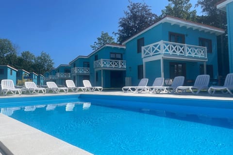 Holiday Home Swimming Pool