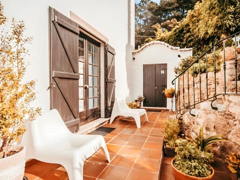 House, Smoking | 3 bedrooms
