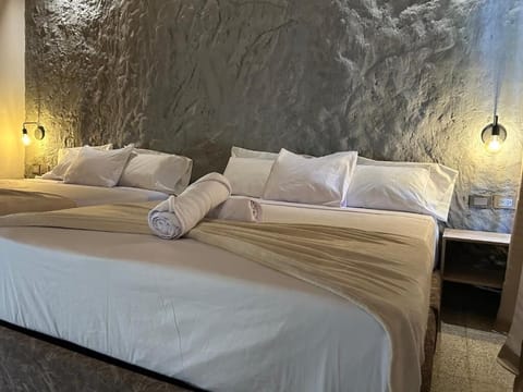 Deluxe Room | Free WiFi