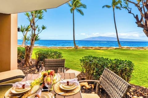 Your lanai offers a front-row seat to Maui's coastline VIR-107
