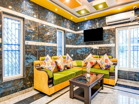 House | Reception