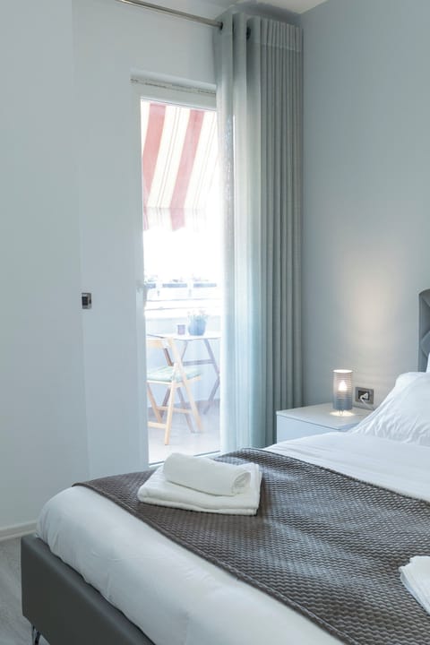 Comfort Apartment, 1 Bedroom, Balcony, City View | Iron/ironing board, individually decorated, individually furnished
