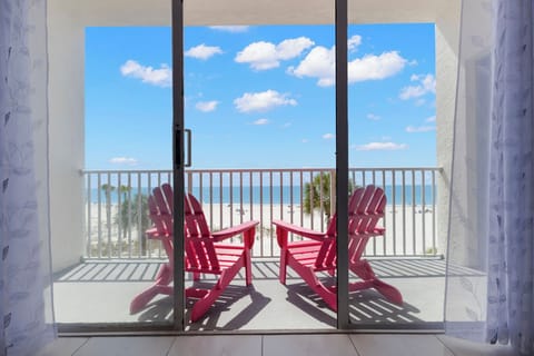 Full Gulf Views