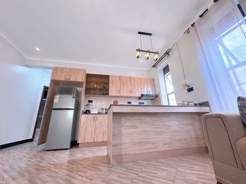Comfort Apartment, Balcony, City View | Interior