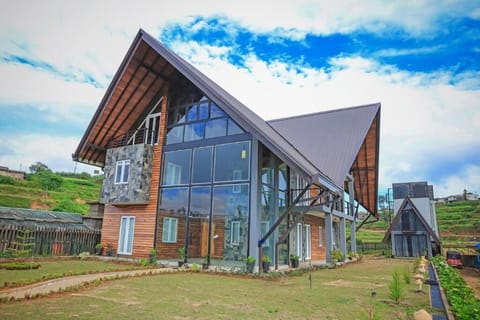 Standard Villa | Exterior