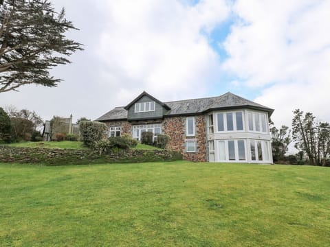 Penarvon House
