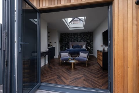 Honeysuckle Lodge