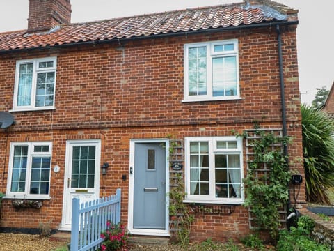 Beeble Cottage