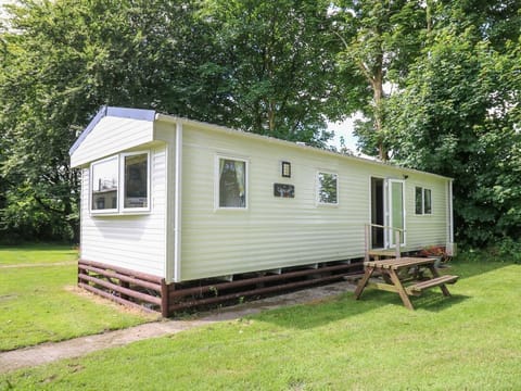 Caravan 6 at Blackmoor Farm near Tenby