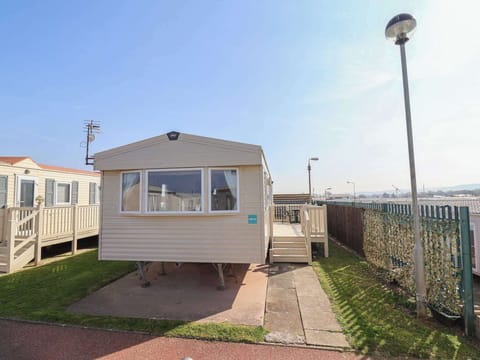 Golden Sands Kinmel Bay - 20528