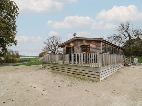 Oak Lodge