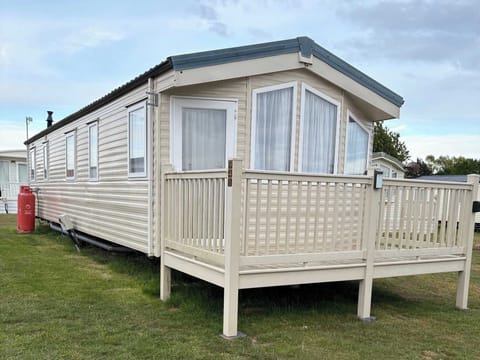 Caravan 607