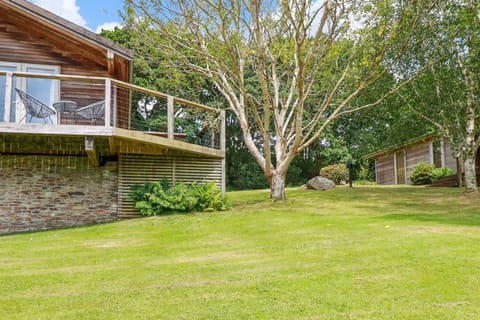 3 Lake View