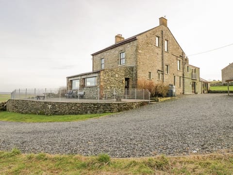 Groffa Crag Farmhouse