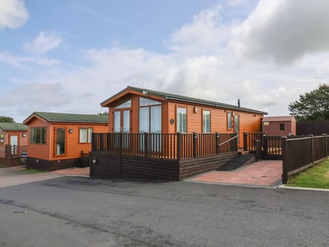 Cody Lodge