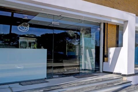 House | Reception