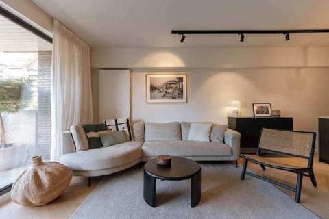 Cosy renovated living room