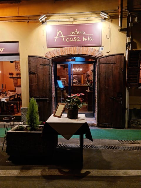 Lunch and dinner served, local cuisine