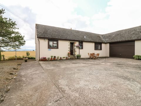 Courtyard Cottage