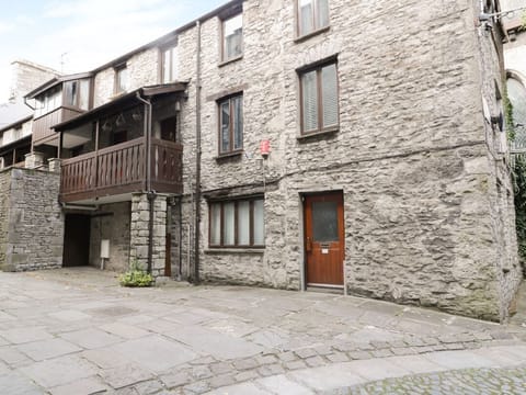 11 Camden Building