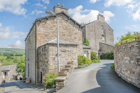 Mill Brow Apartment