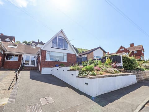 67 Pendre Avenue