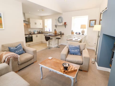 Driftwood Apartment