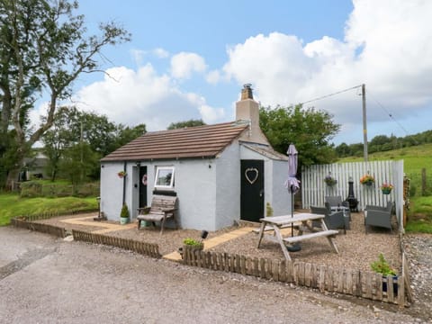 High Wreah Bolt Hole