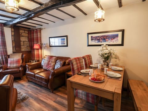 Midships Cottage