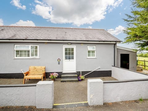 3 Black Horse Cottages