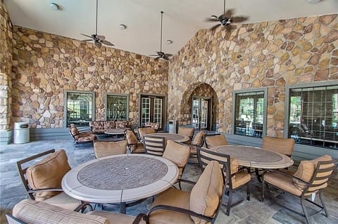 Condo, 2 Bedrooms | Outdoor dining